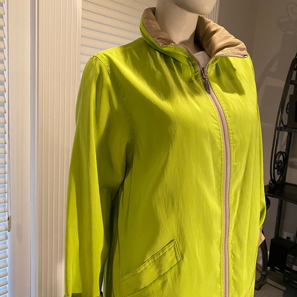NEW Mycra PAC Reversible Hooded Rain and Wind Jacket - Picture 15 of 16